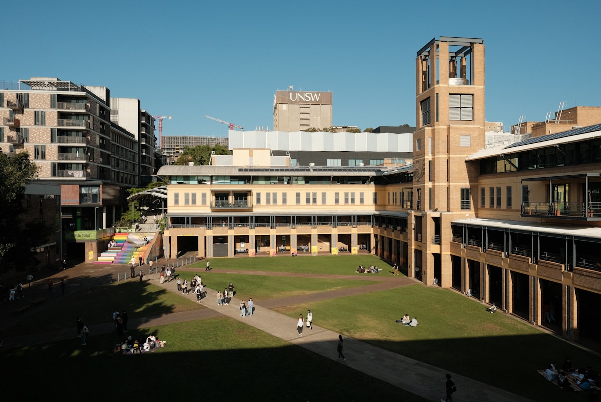 Bravis Security alarm systems and access control for educational institutions